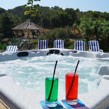Hotel Le Phoebus Garden & 3*