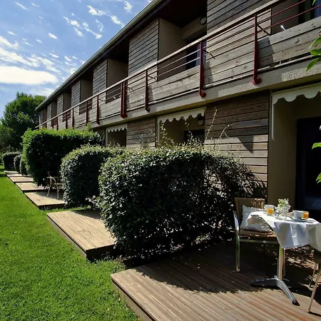 Hotel Le Phoebus Garden & 3*