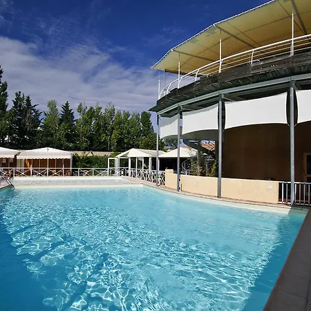 Le Phoebus Garden & Hotel Gruissan