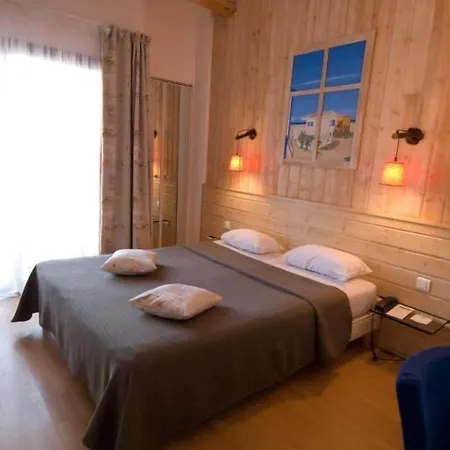 Le Phoebus Garden & Hotel