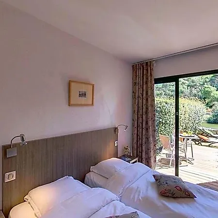 Le Phoebus Garden & Отель 3*