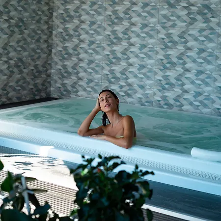 Le Phoebus Garden & 3* Gruissan