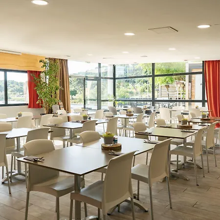 Le Phoebus Garden &