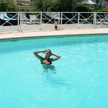 Le Phoebus Garden & 3*