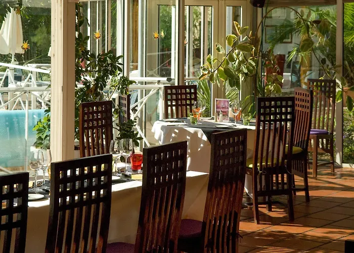 Le Phoebus Garden & 3*