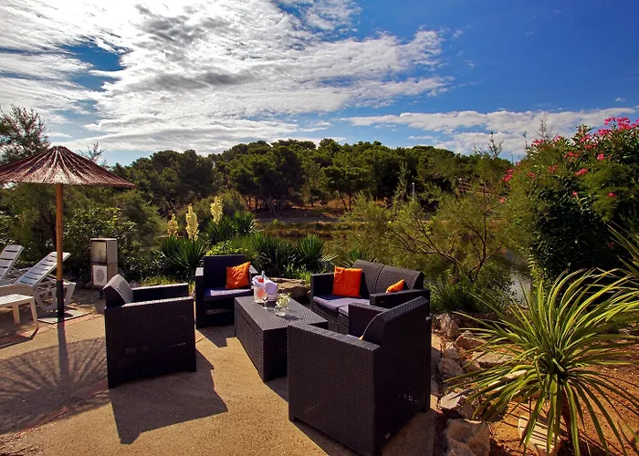 Le Phoebus Garden & 3*