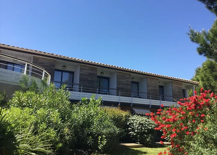 Le Phoebus Garden & 3*