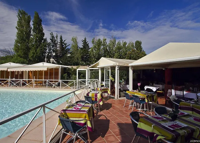 Hotel Le Phoebus Garden &