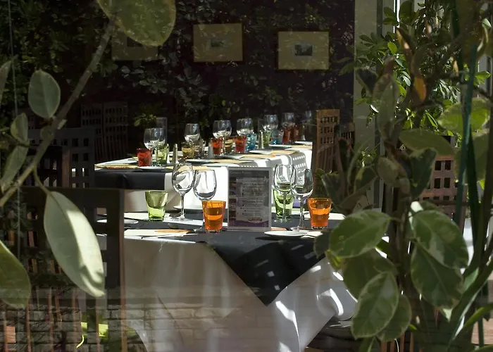 Le Phoebus Garden & Hotel 3*